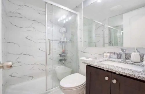 Durham Region Casa | New basement- separate entrance