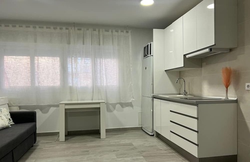 El Pilar Apartamento | Spacious Madrid Haven:Explore the Best of the City from Your Stylish RetreatTen!