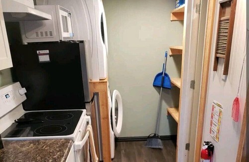 Lufkin Cabina | Rustic Corner Cabin