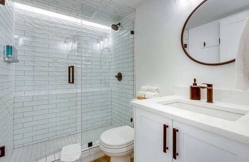 Markerville Condominio | Beautiful Lakefront Condo
