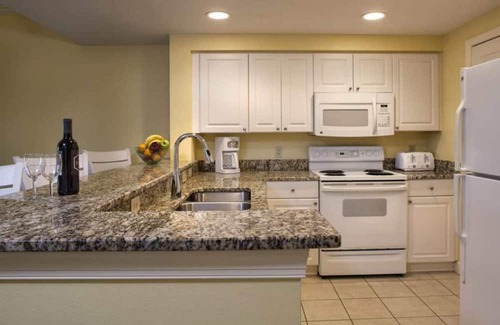 North Forest Beach Complejo | 3 BR Resort Condo, close to beach and APRIL golf for your springtime vacation