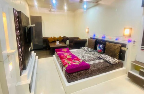Ludhiana Hotel | Sunder Kakkar Hotel