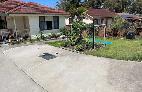 Cabramatta West Casa | Comfortable house @Mt Pritchard