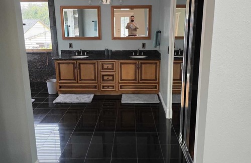 Union City Casa | Beautiful classy house for relaxation. Huge spaces and a great ambiance.