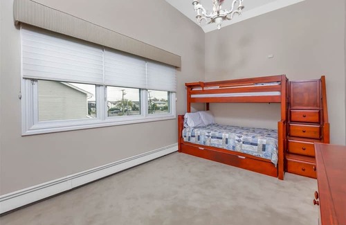 Lido Beach Casa | Water View Beach House with roof top deck and private beach