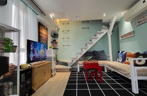 Bonifacio Global City Condominio | Muggle Stay1.0 - 2BR in BGC 50mbps WIFI