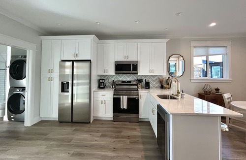 Wilmington Historic District Alquiler De Eote | Napa at The Cove - Luxury Houseboat in Wilmington, NC