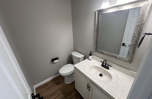 Alpine Casa | Stunning mountain and valley views this Alpine home is conveniently located.