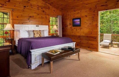 Steeles Tavern Cabina | Sunset Cabin, Hot tub and on site Spa!