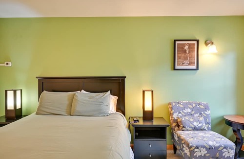 Crestone Apartamento | Walkable ‘Stargate’ Studio in Tranquil Crestone!
