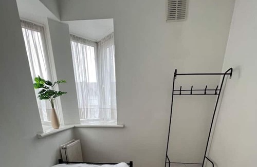Lea Bridge Casa | Relaxing single room