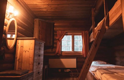 Oslo Cabina | Rustic, Secluded Cabin in the Oslo Forest