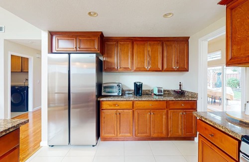 East San Jose Casa | Inviting home near downtown with enclosed backyard, streaming, W/D, & patio