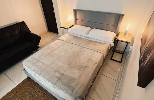 Ponce Casa | Modern, Stylish & Great Location