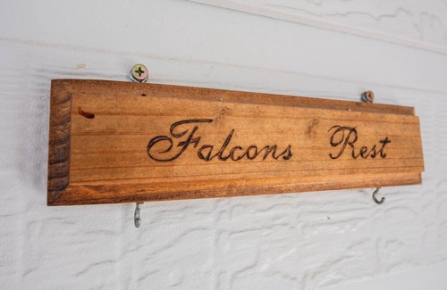 Highworth Casa | Falcons Rest
