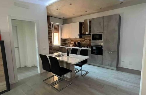 Bussolengo Apartamento | Vrbo Property