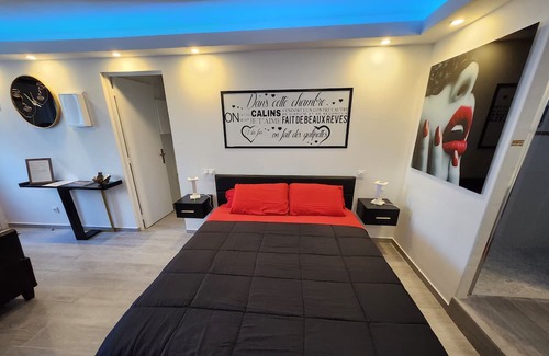 Saint-Assiscle Apartamento | Studio Romantique Avec Jacuzzi