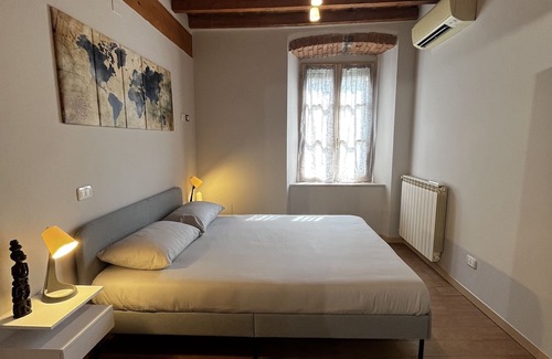 Bergamo Apartamento | Vrbo Property