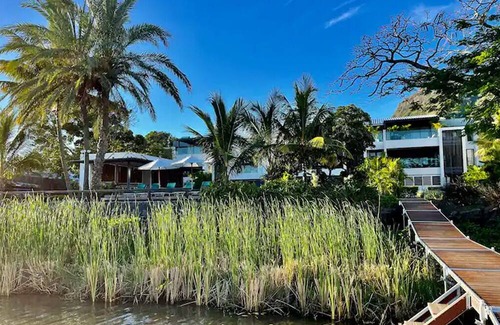Grande Riviere Noire Apartamento | Tropical Paradise Studio on La Balise riverfront