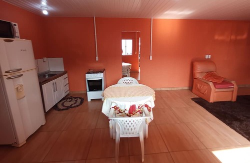 Regiao Norte Casa | Casa Fundos p 3 Pessoas com Ar-cond. Wifi Garagem Coberta Cozinha