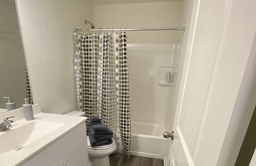 San Antonio Casa | 5-20 minutes to major attractions! Full House in San Antonio
