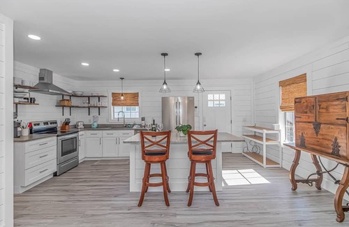 Murrells Inlet Casa | Beachside Retreat - Garden City - Murrells Inlet