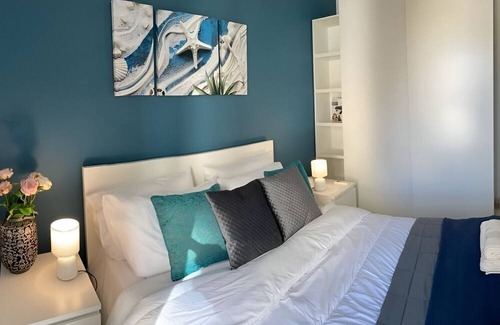 Sliema Apartamento | Sliema Cosy Penthouse with BBQ