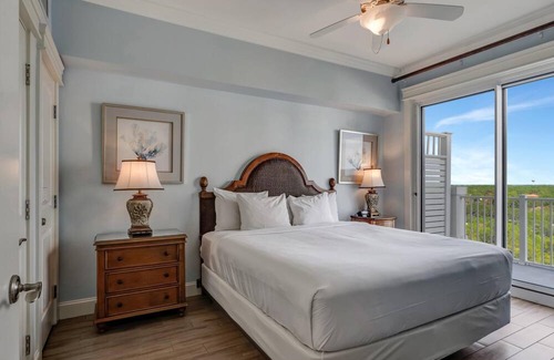 Sandestin Condominio | Golf Course Vista Delight: Fully Furnished One-Bedroom Retreat with Scenic Views - Accommodates 4 Guests at Sandestin Golf and Beach Resort!