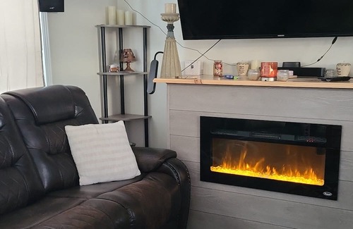 Coleman Casa | Cozy quiet little house in the northwoods peaceful atmosphere with fireplace