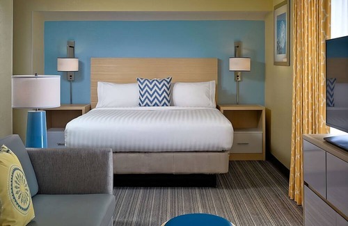 White Station Casa | Relax and Unwind! Pets Allowed, Near Fire Museum of Memphis!