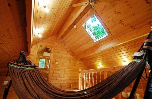 Kofu-cho Alquiler De RV | Corner log cottage 11 people Wooden deck with / Maniwa City Okayama