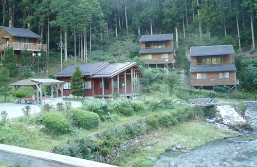 Kurotaki-mura Alquiler De RV | 8 people 2 floors Cottage Miyama Tomosubi / Yoshino county Nara