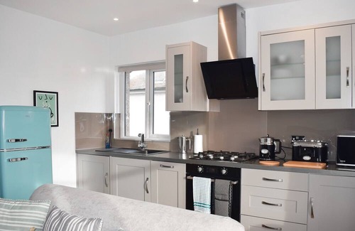 Worthing Cabaña | 2 bedroom accommodation in Goring-by-Sea