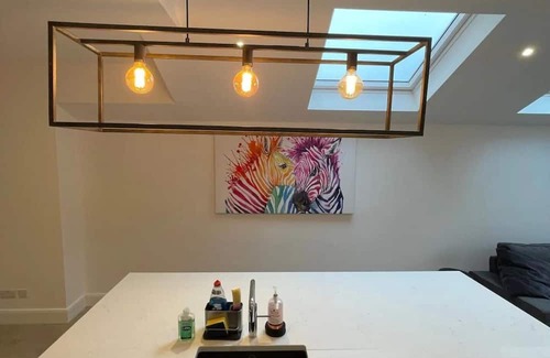 Canbury Apartamento | Stunning 3 Bed House
