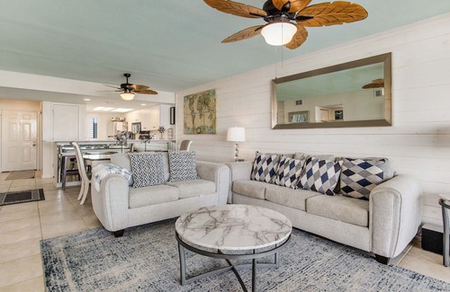Orange Beach East Condominio | Wind Drift 416 North! Gorgeous Beach and Bay Views