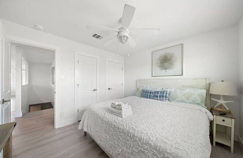 Galveston Casa | Oceanview beach house with game room and deck, close to beach