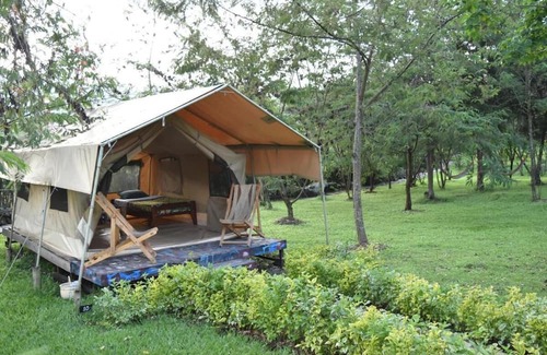 Nyakinama Cama Y Desayuno | Red Rocks Rwanda - Campsite Guesthouse - Safari Tent