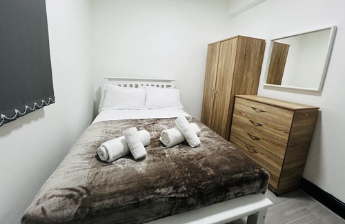 Sheldon Apartamento | Cosy Stylish Pad Close to Airport, NEC & Nightlife