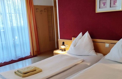 Sankt Georgen im Attergau Apartamento | Wolfgangsee - Frühstückspension Holzapfel