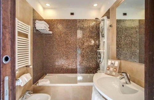 Ripa Apartamento | Extraordinary 1BR Suite Triple Accommodation