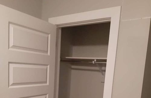 Barrie Casa | Ensuite room in brand new townhouse.