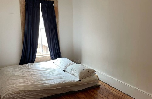 Adelma Beach Apartamento | Unique flat in Heart of Downtown Port Townsend!