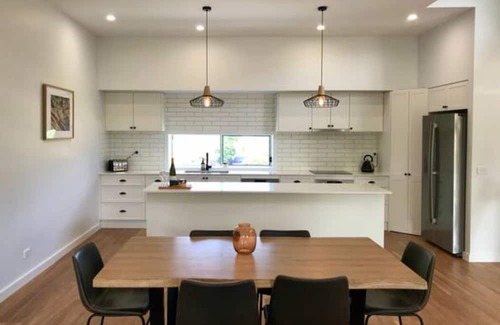 Surf Beach Casa | A Sanctuary at Denhams - Pet and family friendly!
