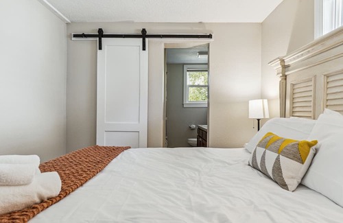Lakeshore South Casa | Lakeshore Lush