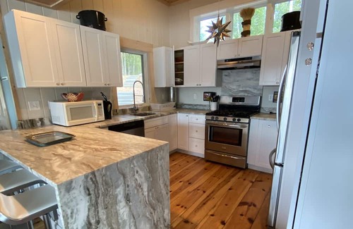 Bridgton Casa | At Waters Edge