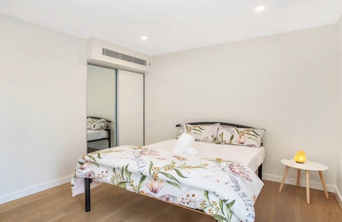 Booker Bay Casa | Booker Bay Retreat - Modern with Wifi Included