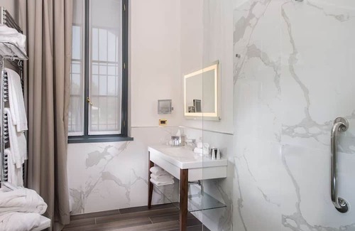 Rondo - Torretta Casa | Parkside 4-Star Splendor: Cycle Milan's Beauty, Welcome Paws, Prime Location!