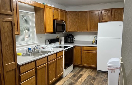 Clark Fork Apartamento | Apartment with a Mountain View 517