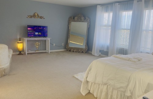 Grayson Casa | Enjoy Grayson More. Few mins to StoneMountain Park, Vines Park/Tribble Mill Park