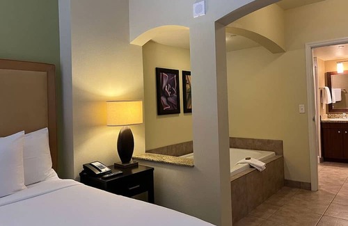 Enterprise Complejo | 2 BR - Las Vegas Superbowl Week! next to South Point Casino.